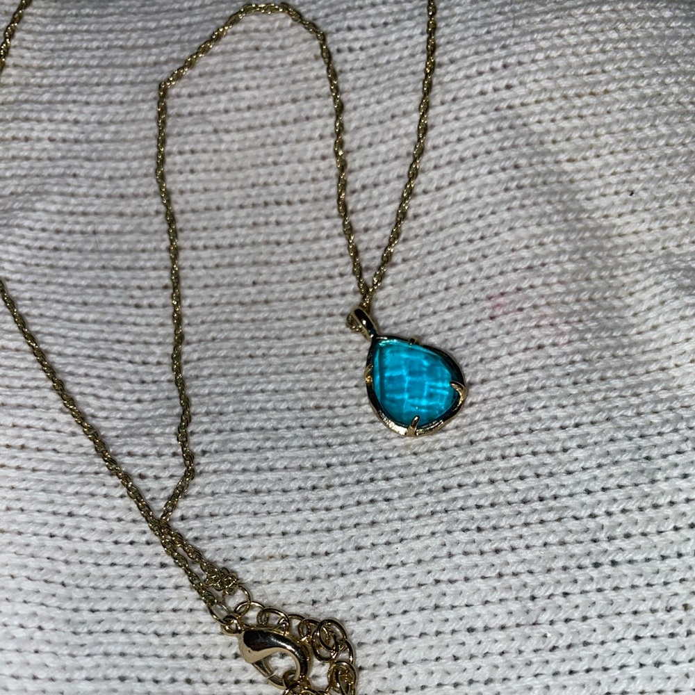 Kendra Scott teardrop pendent- London Blue